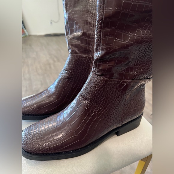 OLIVIA MILLER Courtney faux crocodile knee-high riding boots ✨ - Picture 6 of 8